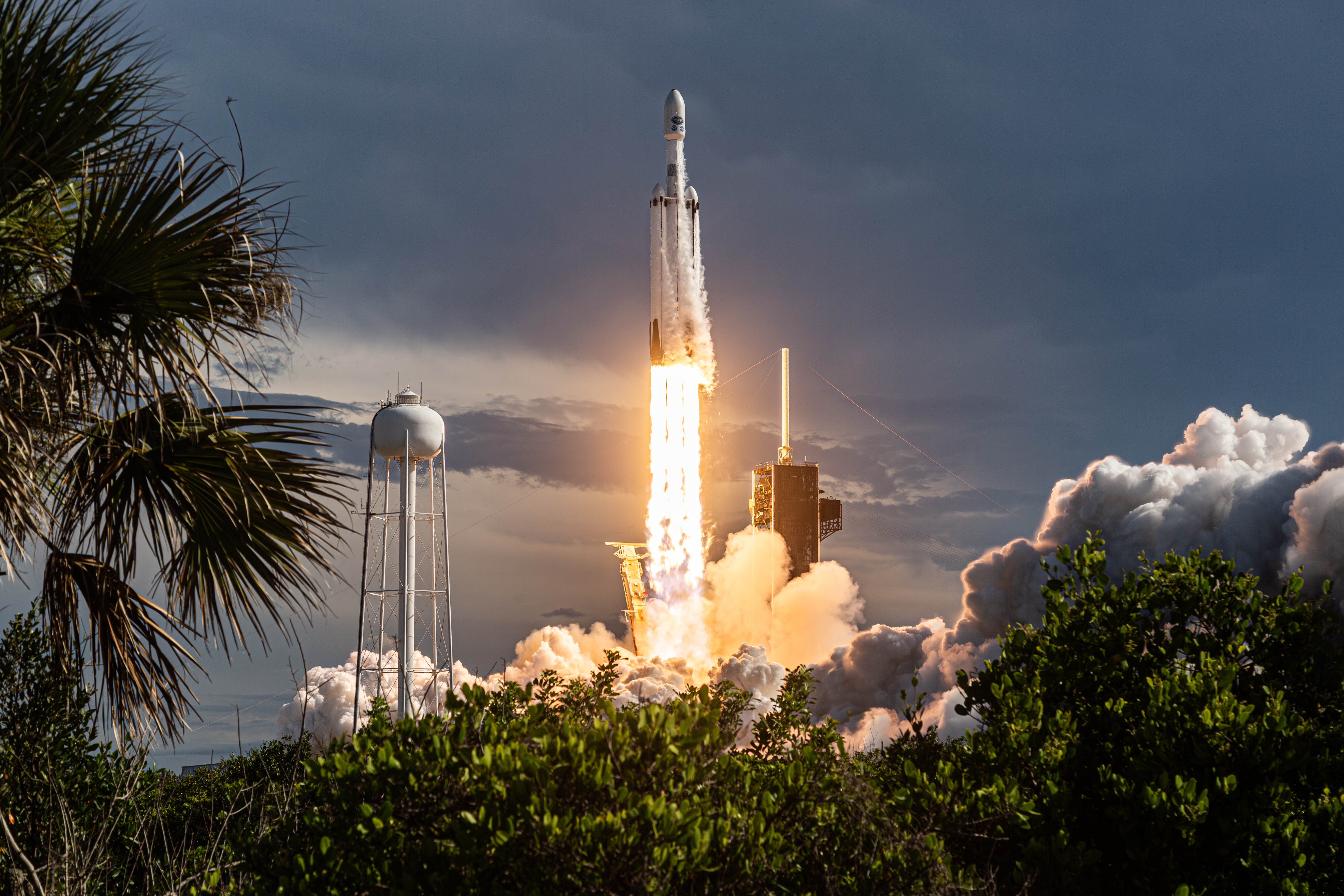 Falcon Heavy - Rising from the Cape