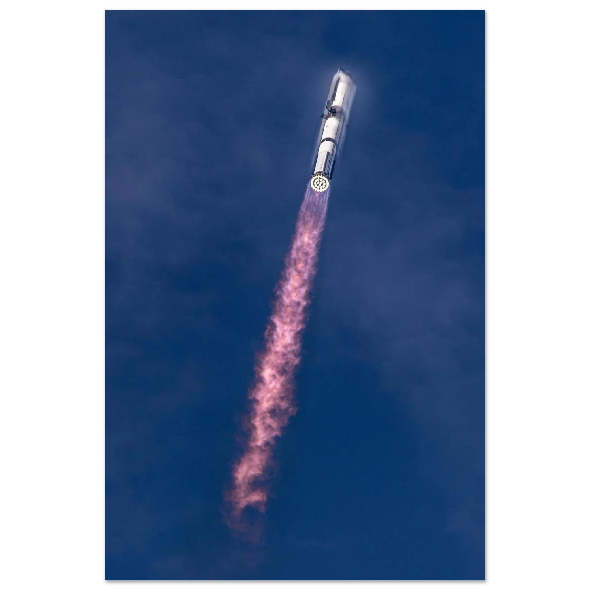 Starship Flight 10 — photograph by Max Evans, August 26 2025