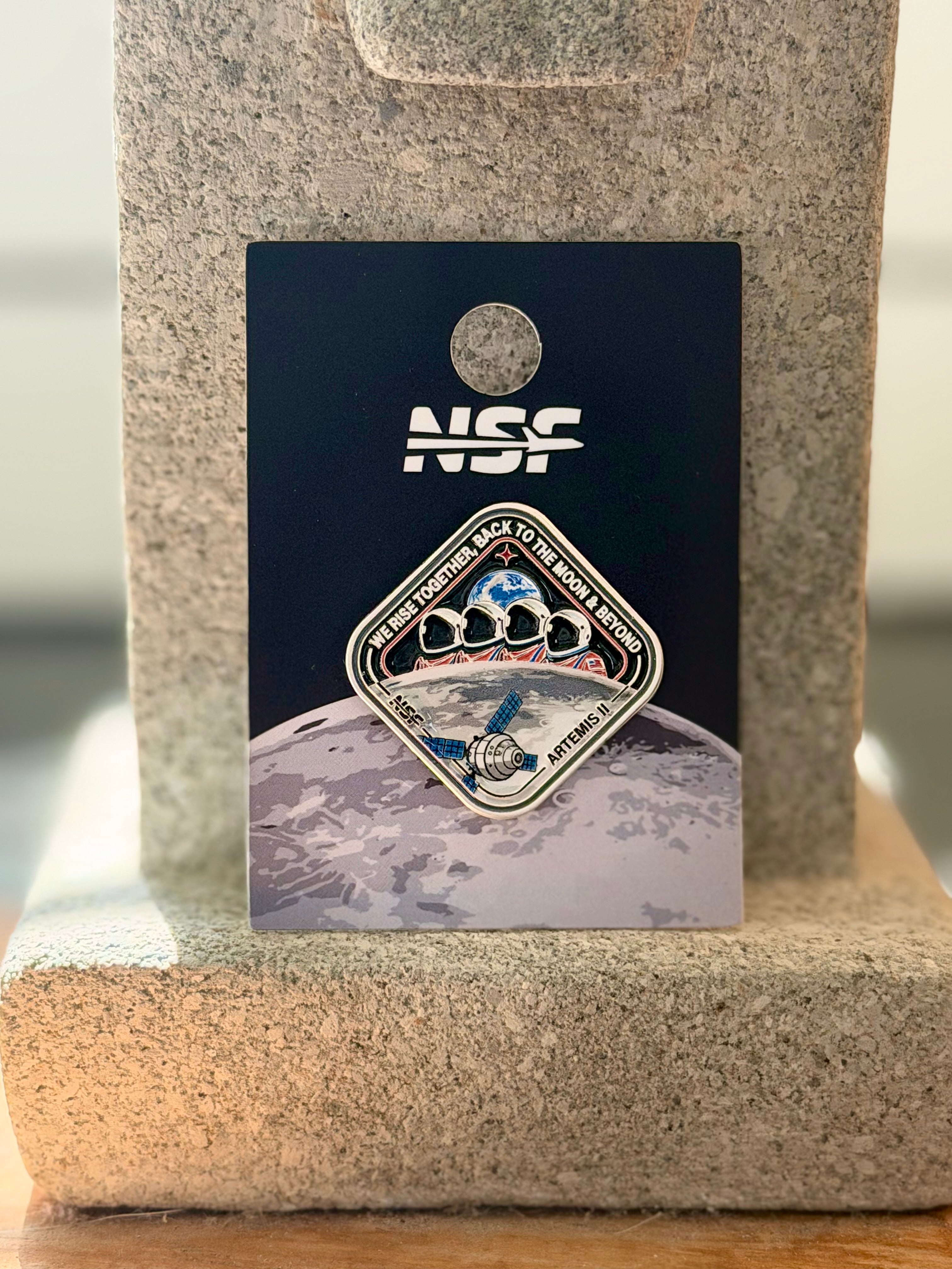 PREORDER: Artemis II - Collectors Pin