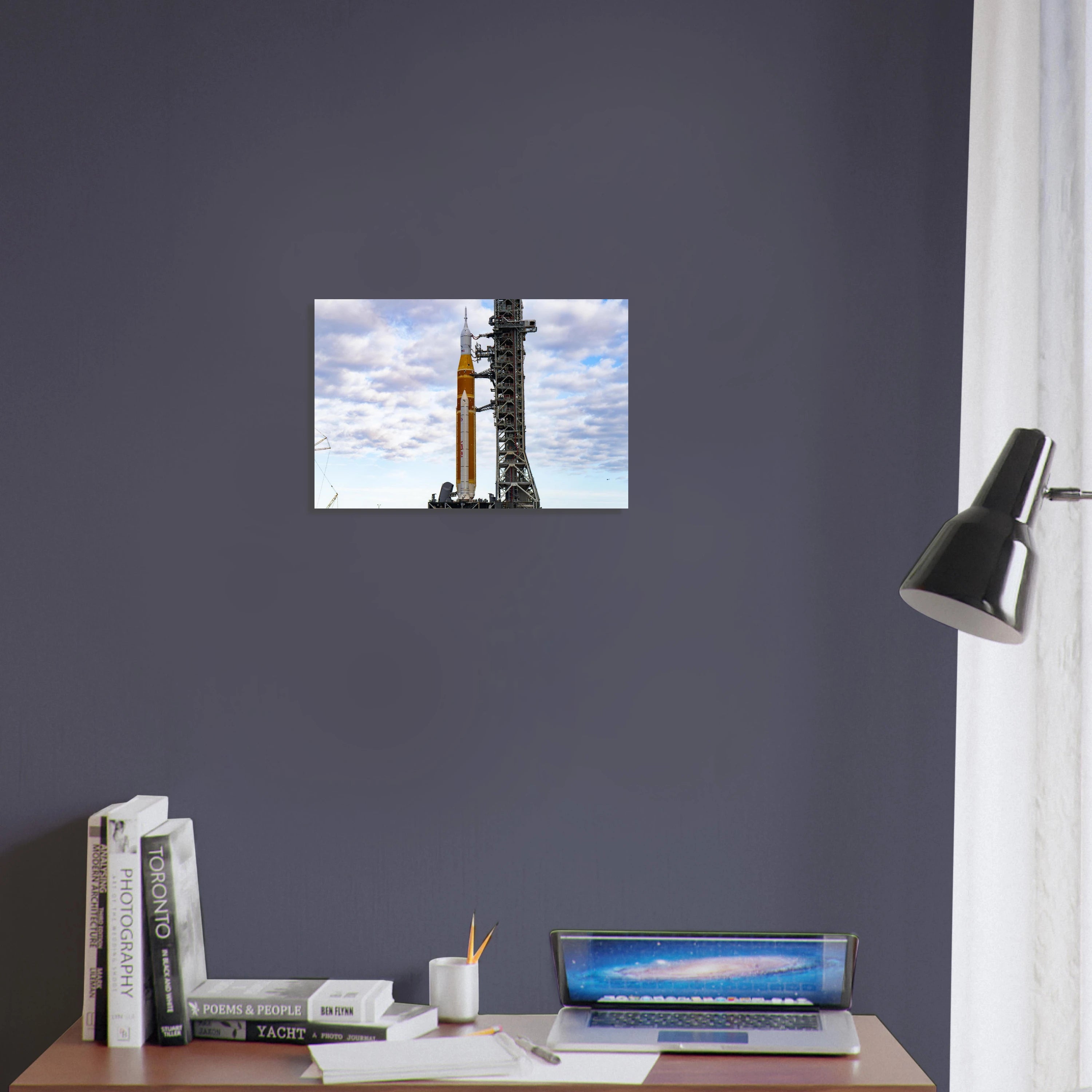 SLS: Solids Lighting Soon