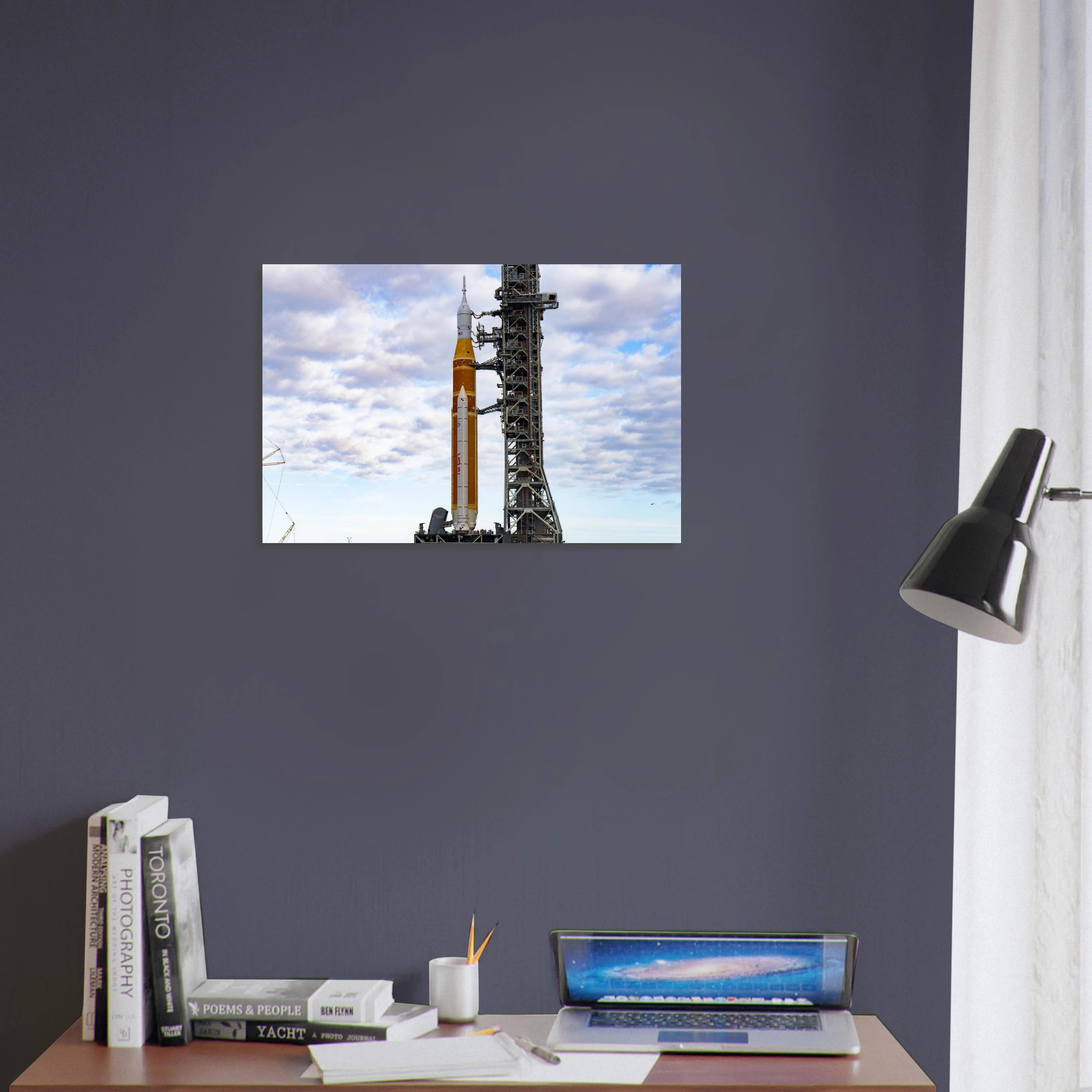 SLS: Solids Lighting Soon