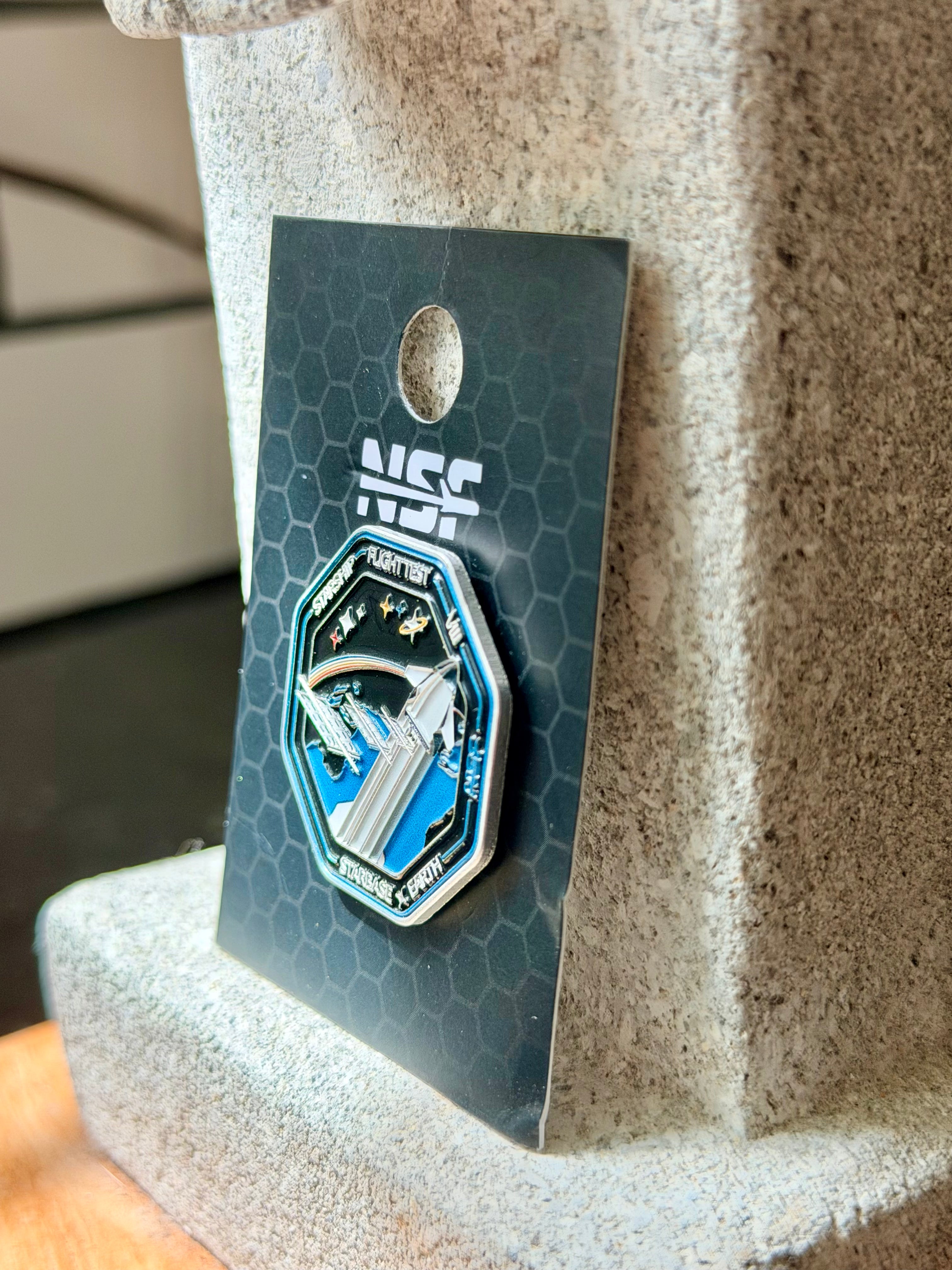 Starship Flight 8 - Collectors Pin